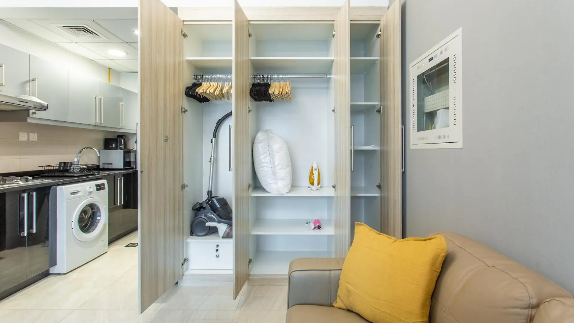 Elegant Studio In Elite Business Bay Dubai Apartment