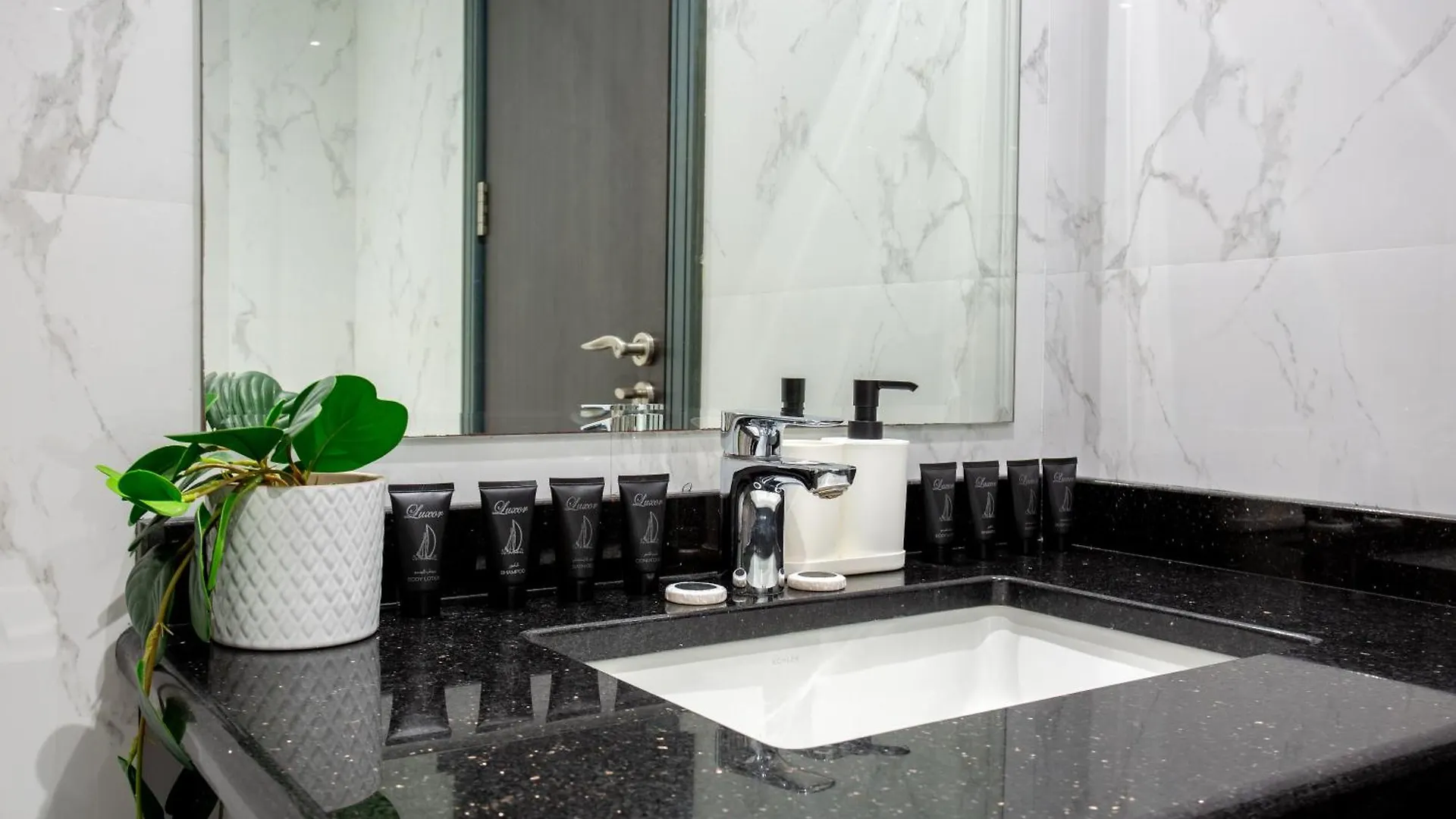 Elegant Studio In Elite Business Bay Dubai United Arab Emirates